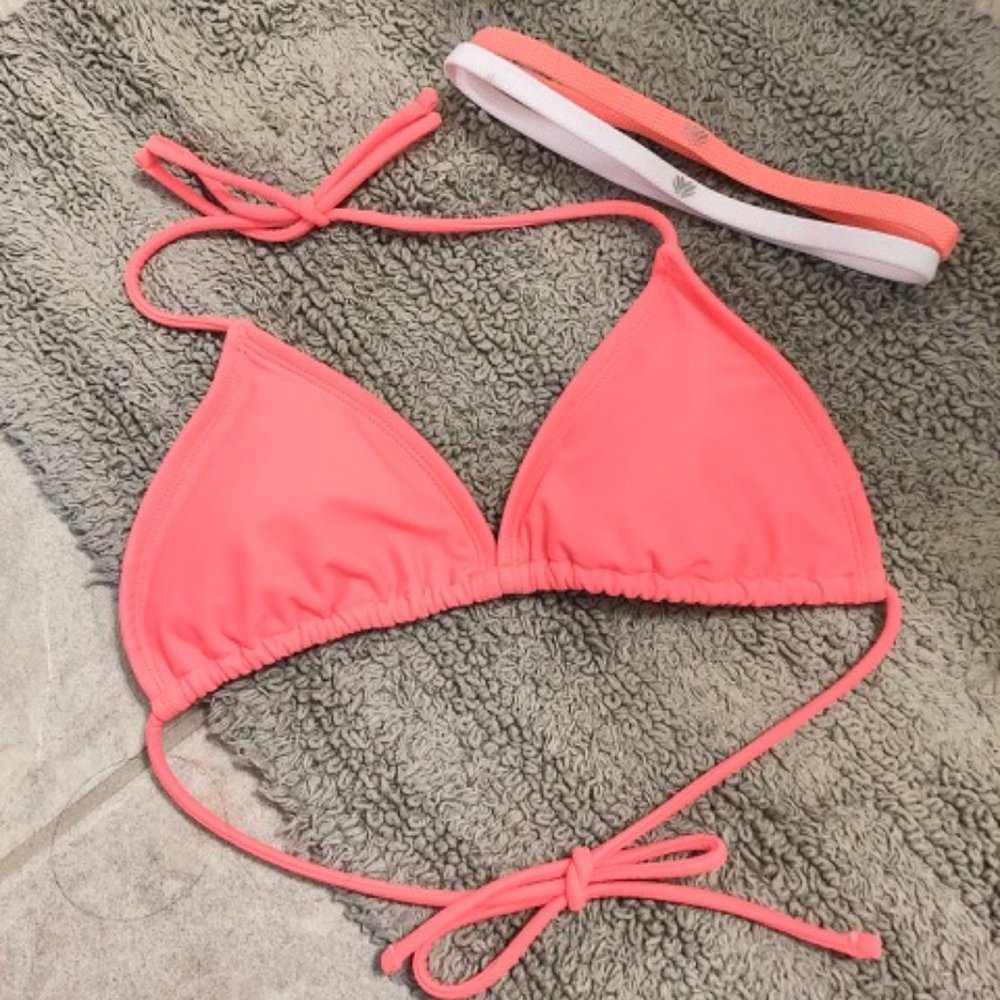 Bikini Top (NEW without tag) - comes with free headbands
